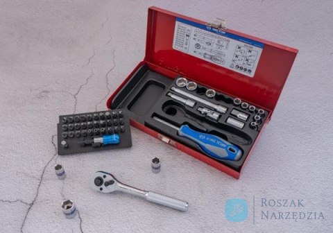 ZESTAW NARZĘDZI 1/4" 51cz. NASADKI KRÓTKIE, 6-kąt. 4 - 14mm, BITY 1/4" Z GRZECHOTKĄ I AKCESORIAMI, KASETA King Tony
