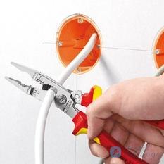 Szczypce elektroinstalacyjne - do instalacji elektrycznych,  VDE , 200mm, 13 96 200, KNIPEX